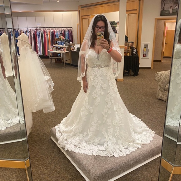Wedding dress